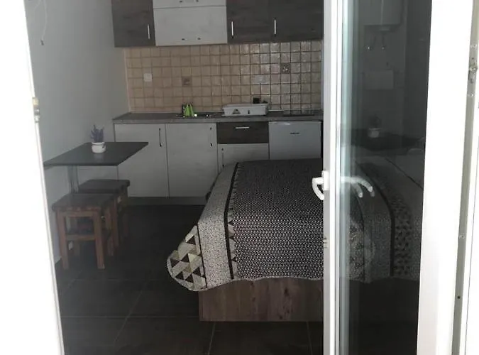 Tonka Апартаменты Задар