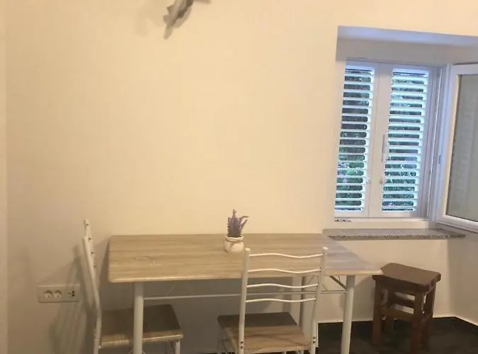 Tonka Апартаменты Задар