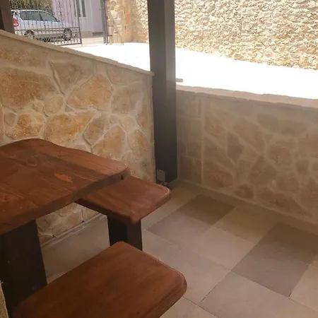 Tonka Apartman *