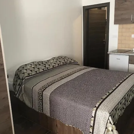 Tonka Apartman *