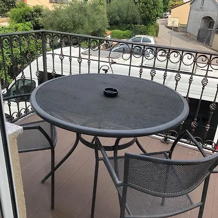 Tonka Apartman Zára